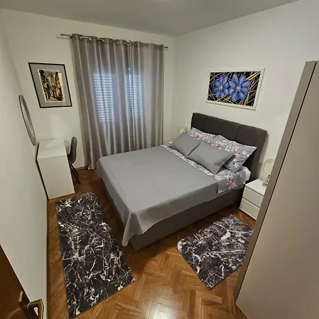 Apartment Grgic *